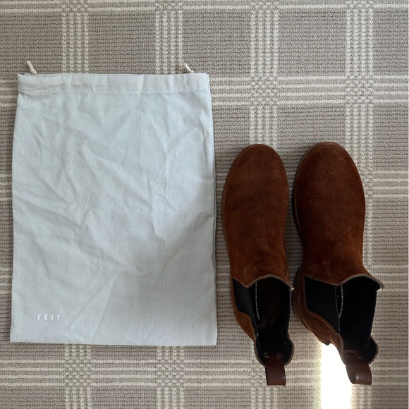 Men’s FEIT Hand Sewn Chelsea Boots in Brown Suede size 42 (9-10 US). Like new - Picture 6 of 8